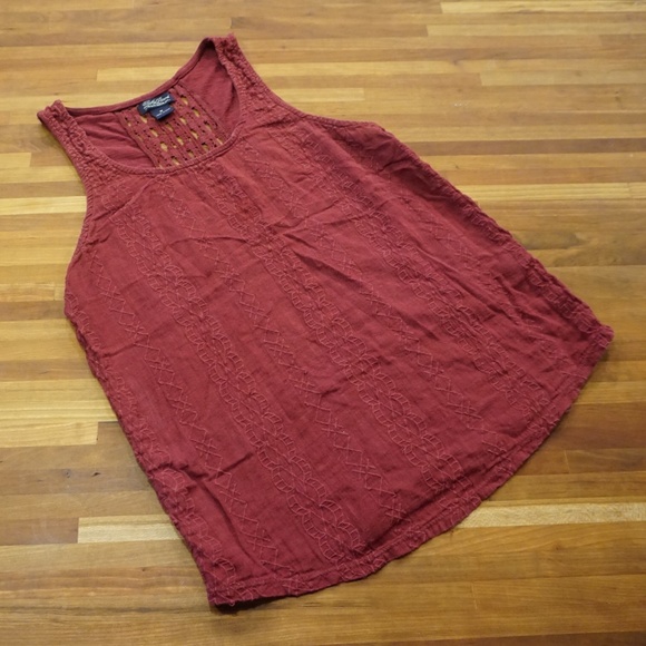 Lucky Brand Tops - Lucky Brand tank with crotched insert